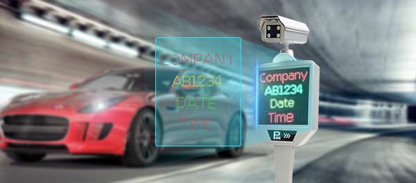 Built-in multi-line display supports customizable information for clear outdoor communication.